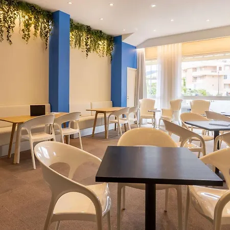 Western Matisse 3* Sainte-Maxime