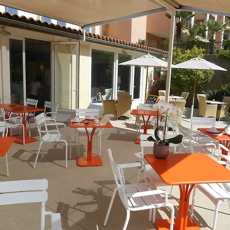 Western Matisse Szálloda 3*